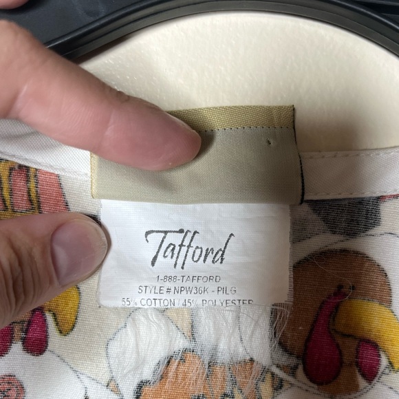 Tafford Festive Turkey Scrub Jacket - Picture 3 of 5